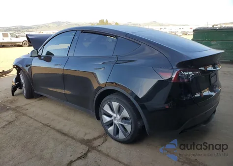 2023 Tesla Model Y z USA, uszkodzony, nr VIN 7SAYGDEE6PF910258
